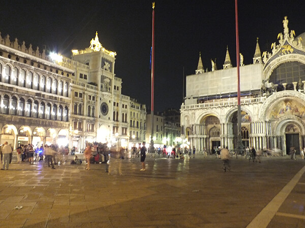 Italy Venice Contiki European Discovery Night Life