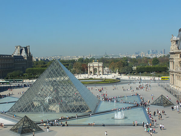 Louvre Paris Contiki European Horizon Reviews