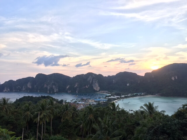 Why you should do Thailand with Contiki before you get old